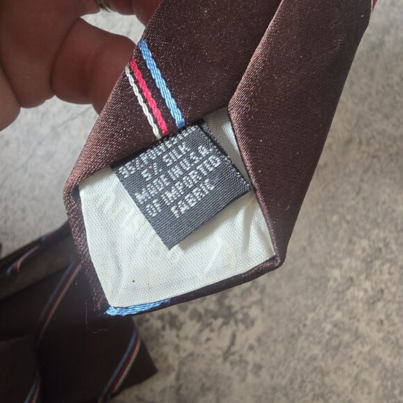 CHRISTIAN DIOR Vintage Brown Diagonal Stripe Print Silk Poly Blend Tie Y2K - Picture 8 of 8